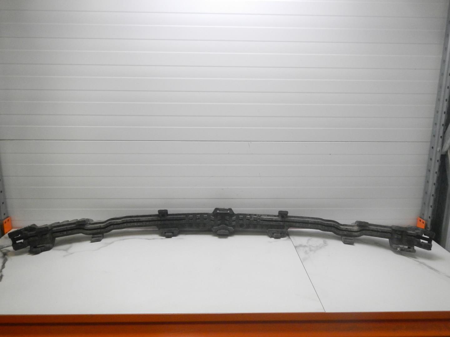 Наполнитель переднего бампера