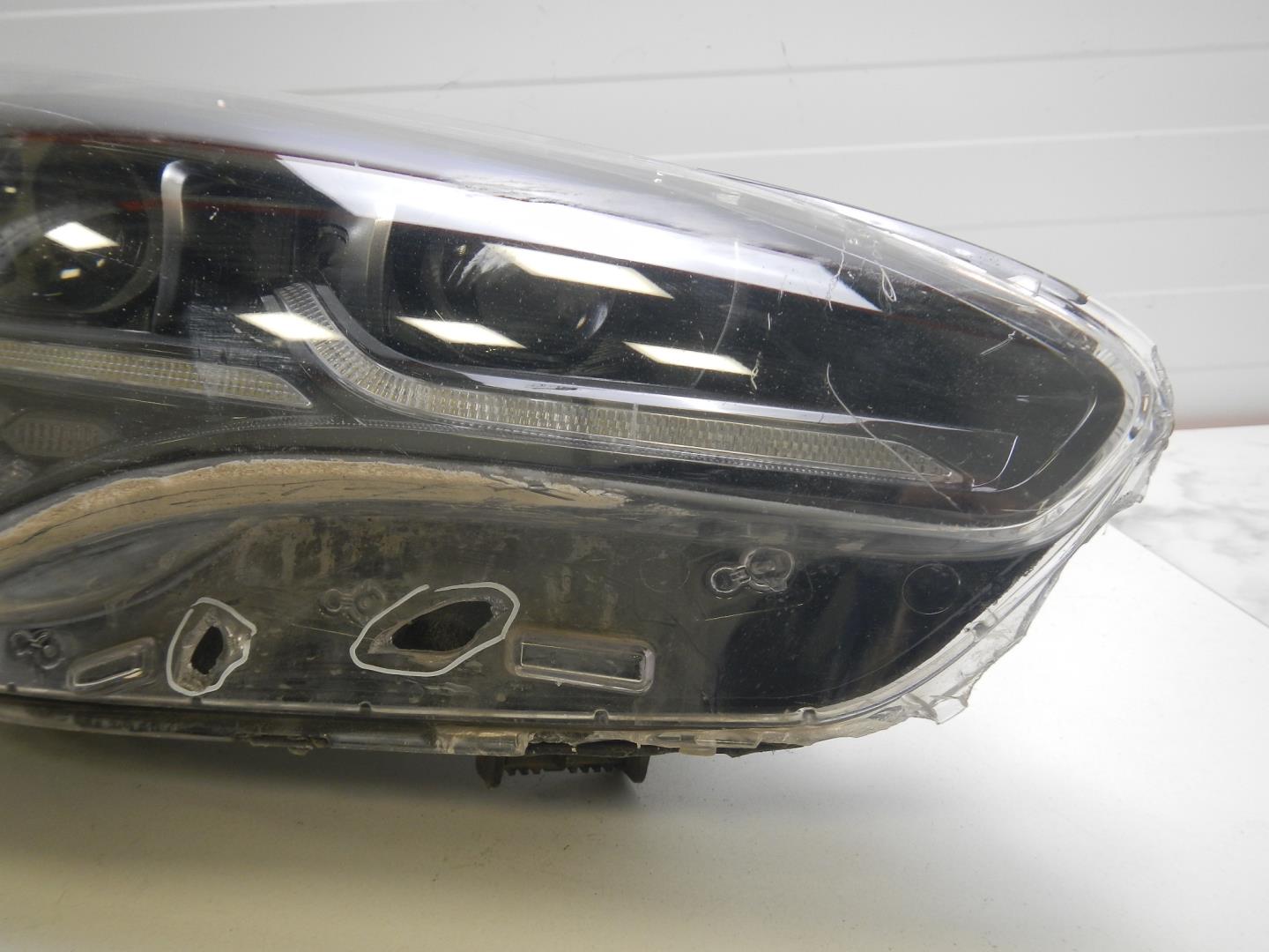 Фара правая