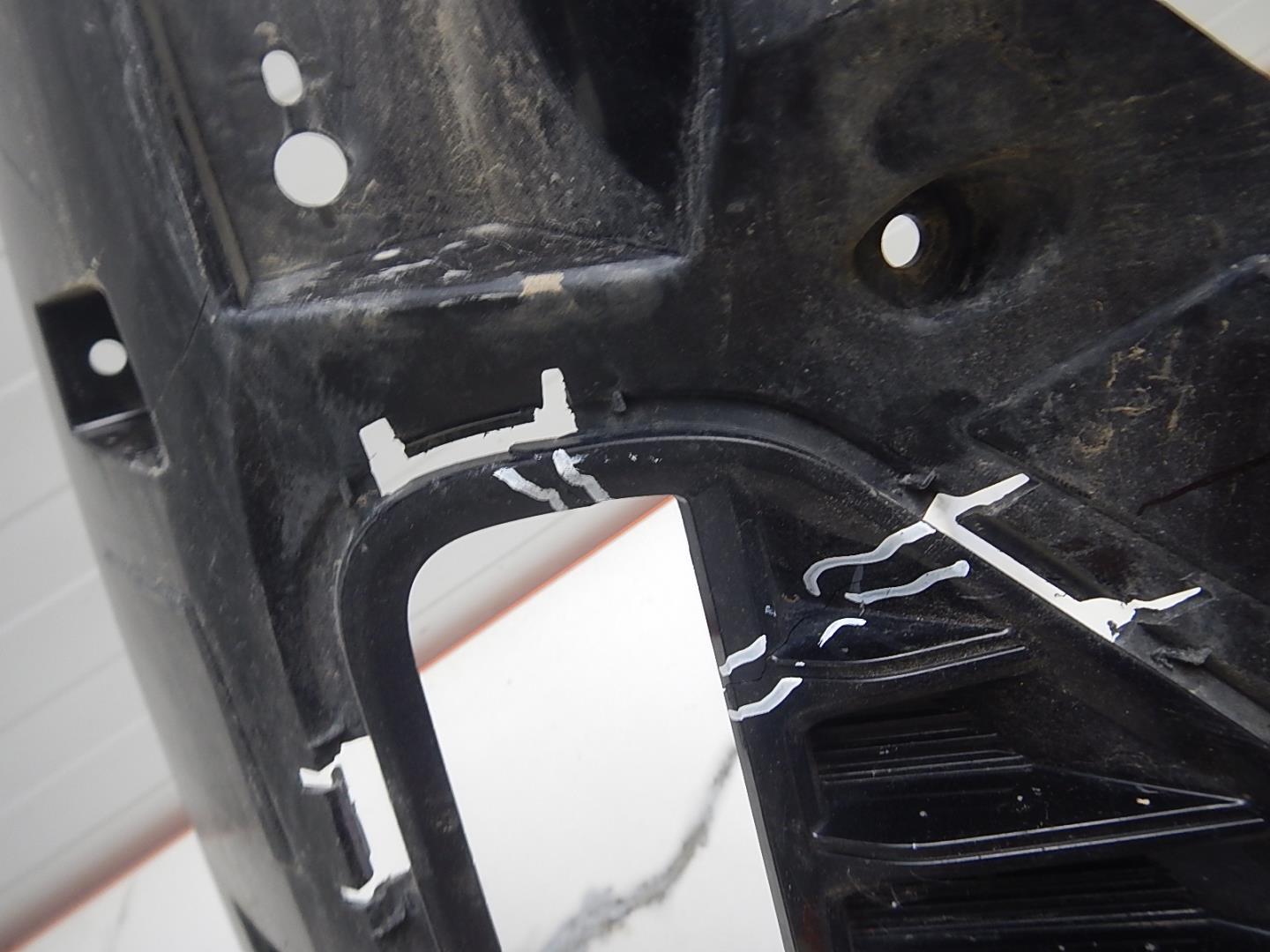 Решетка в бампер левая