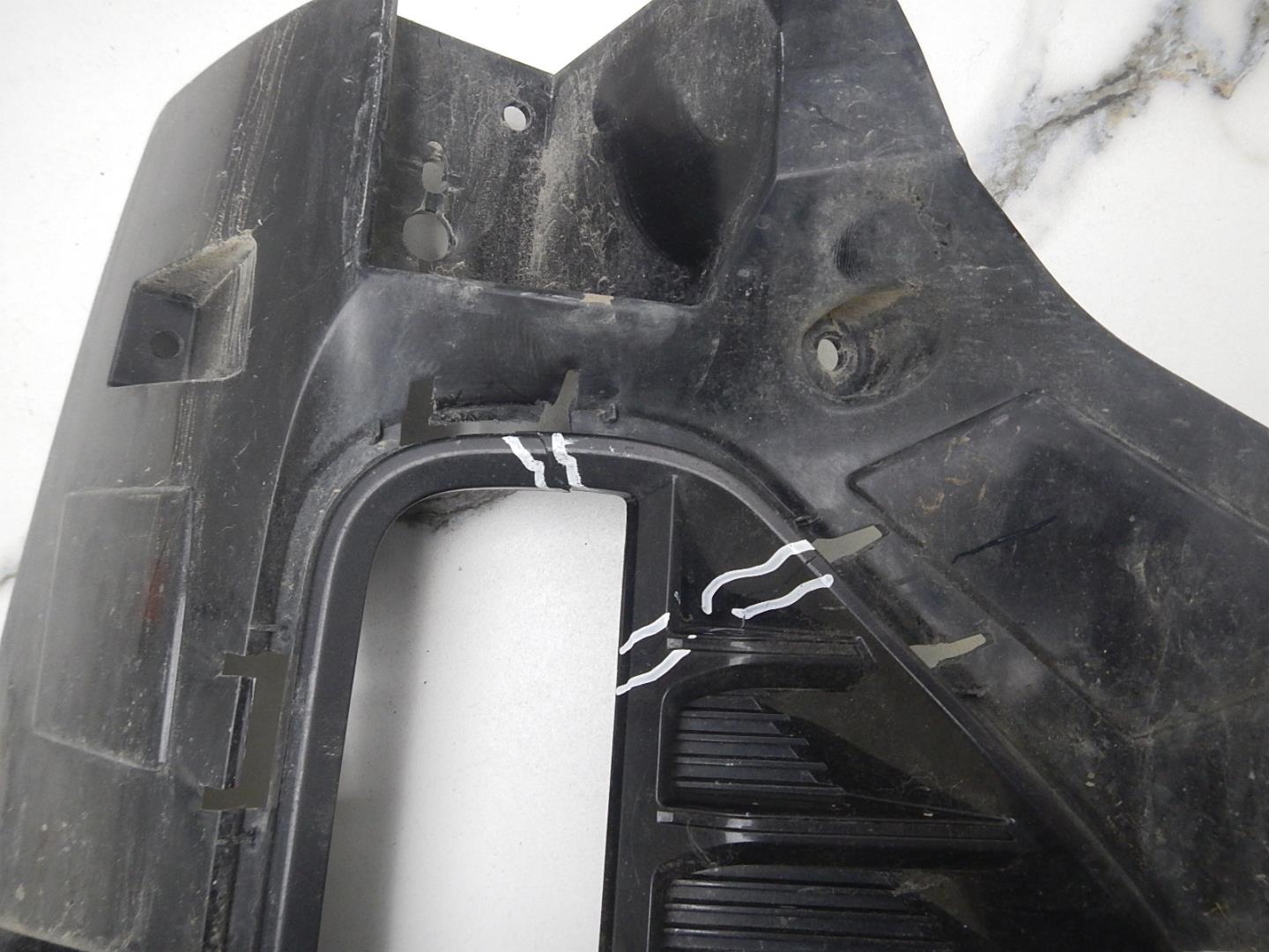 Решетка в бампер левая