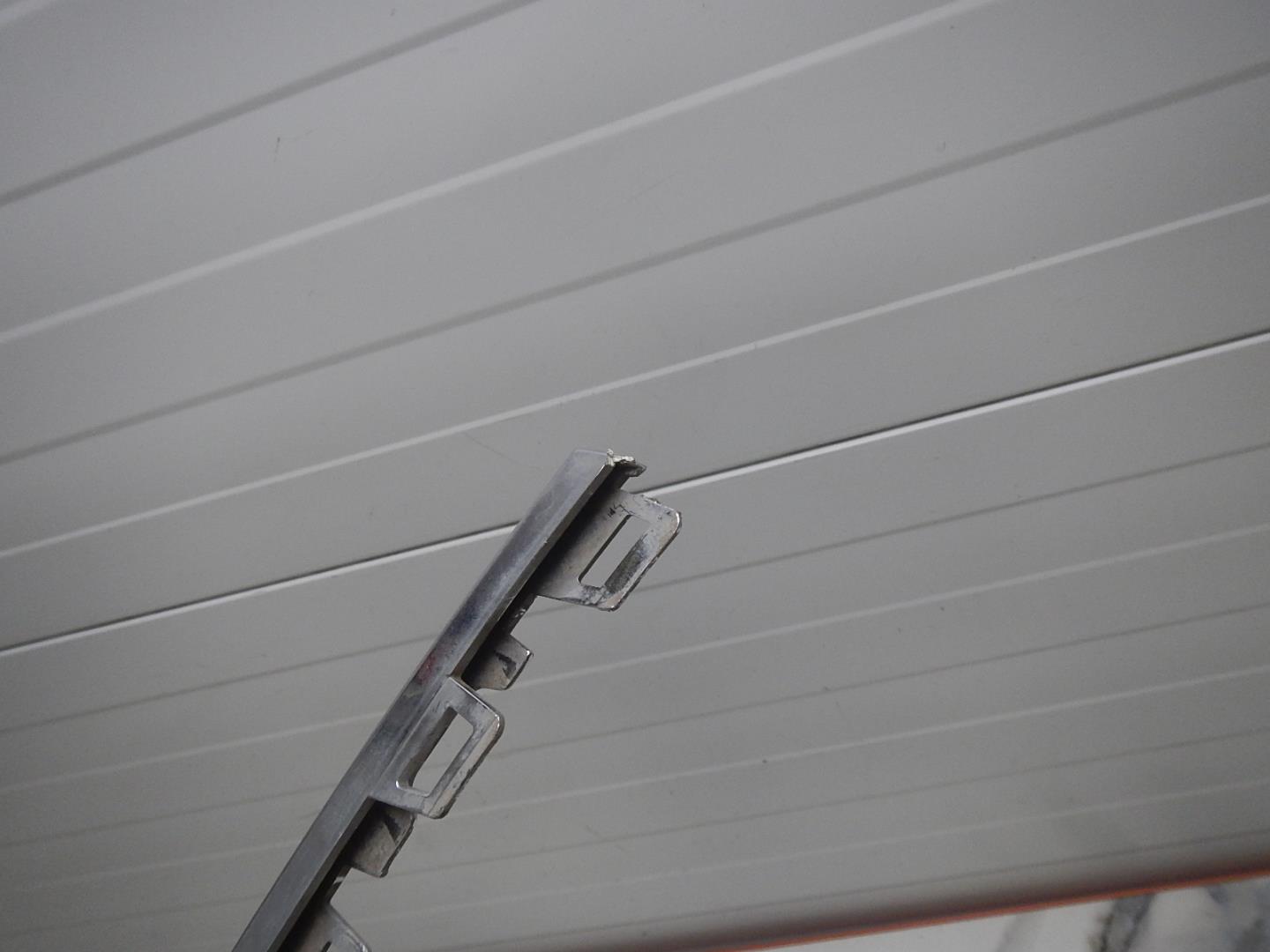 Молдинг заднего бампера