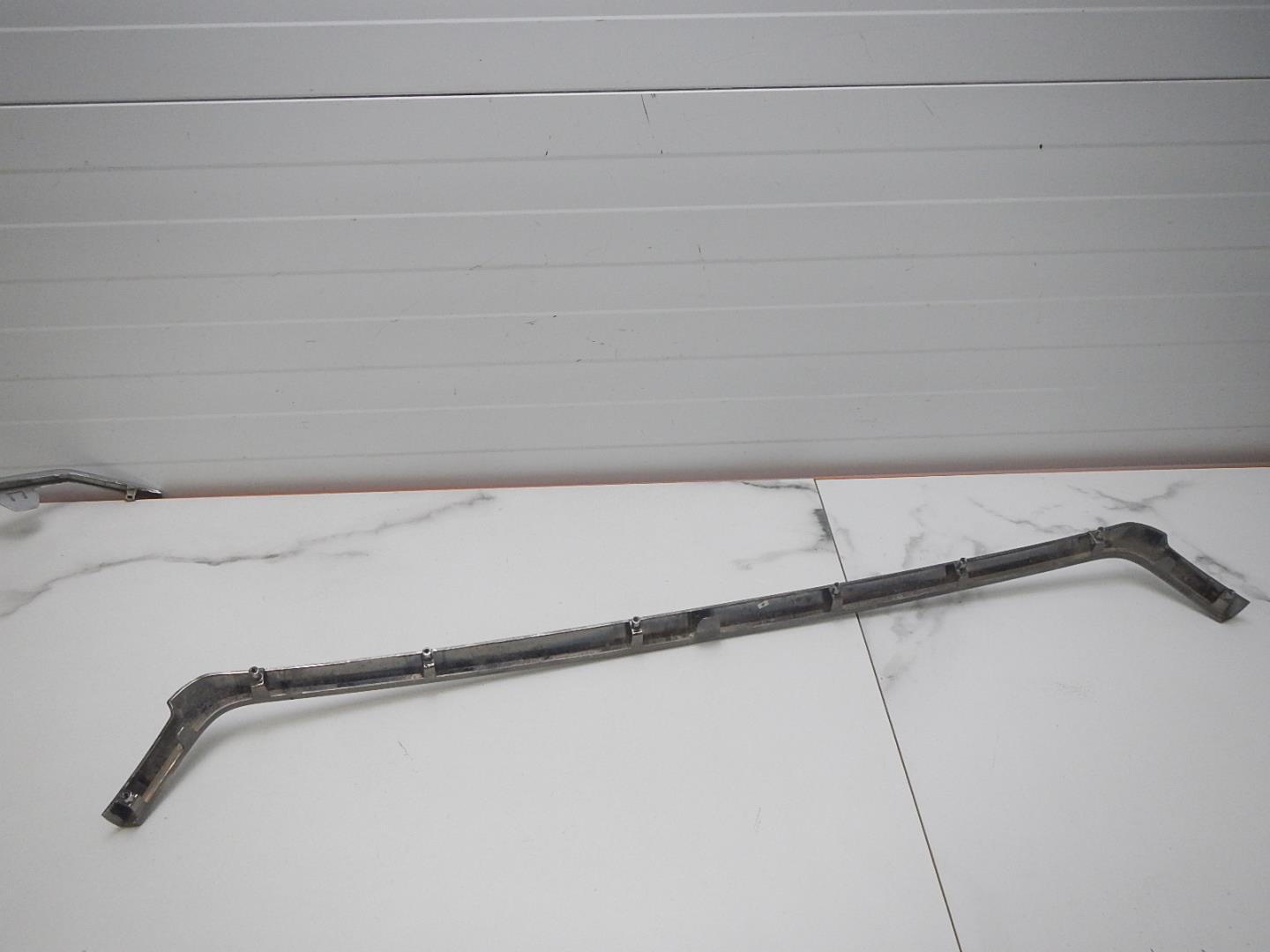 Накладка на решетку радиатора