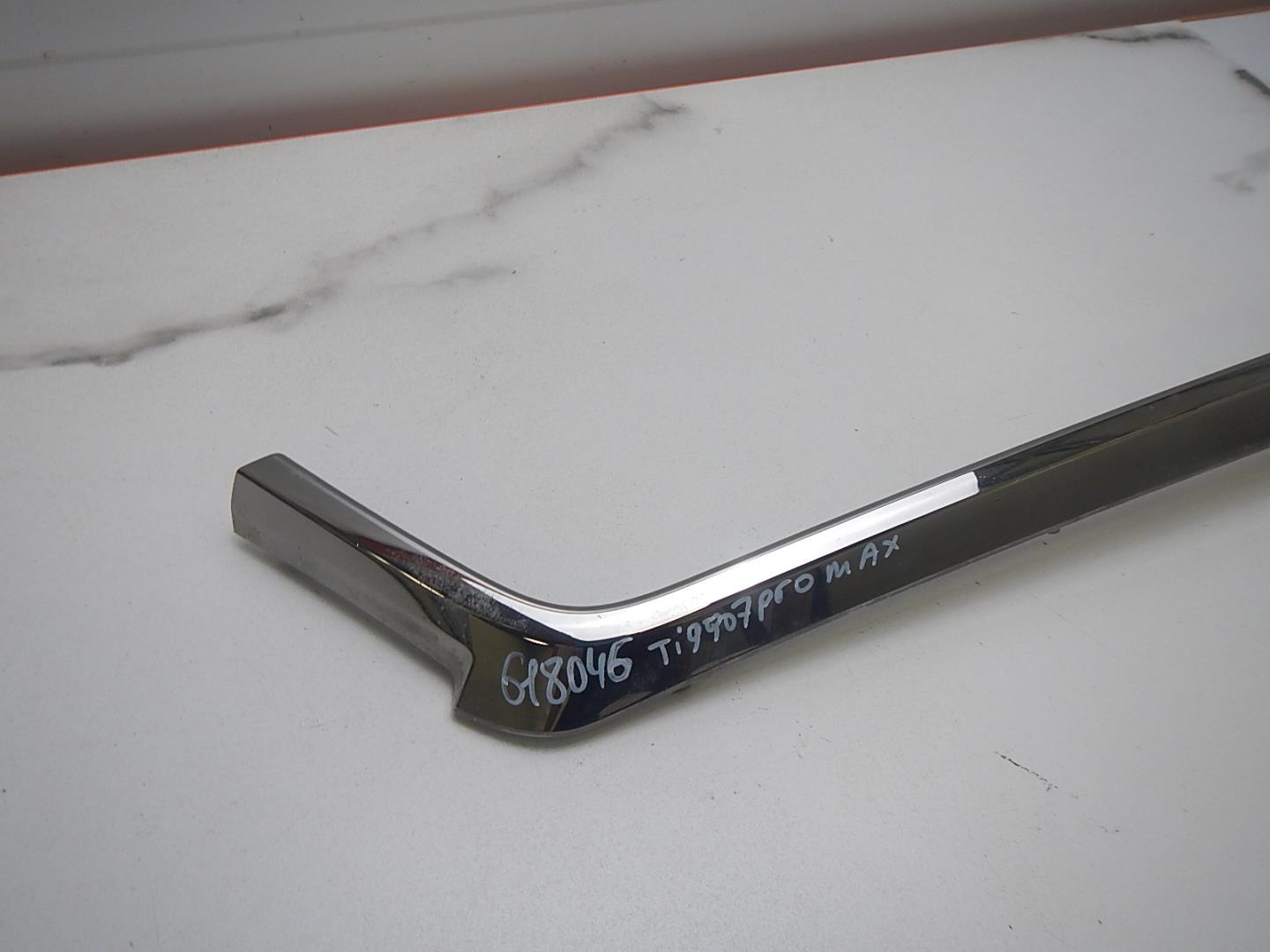 Накладка на решетку радиатора