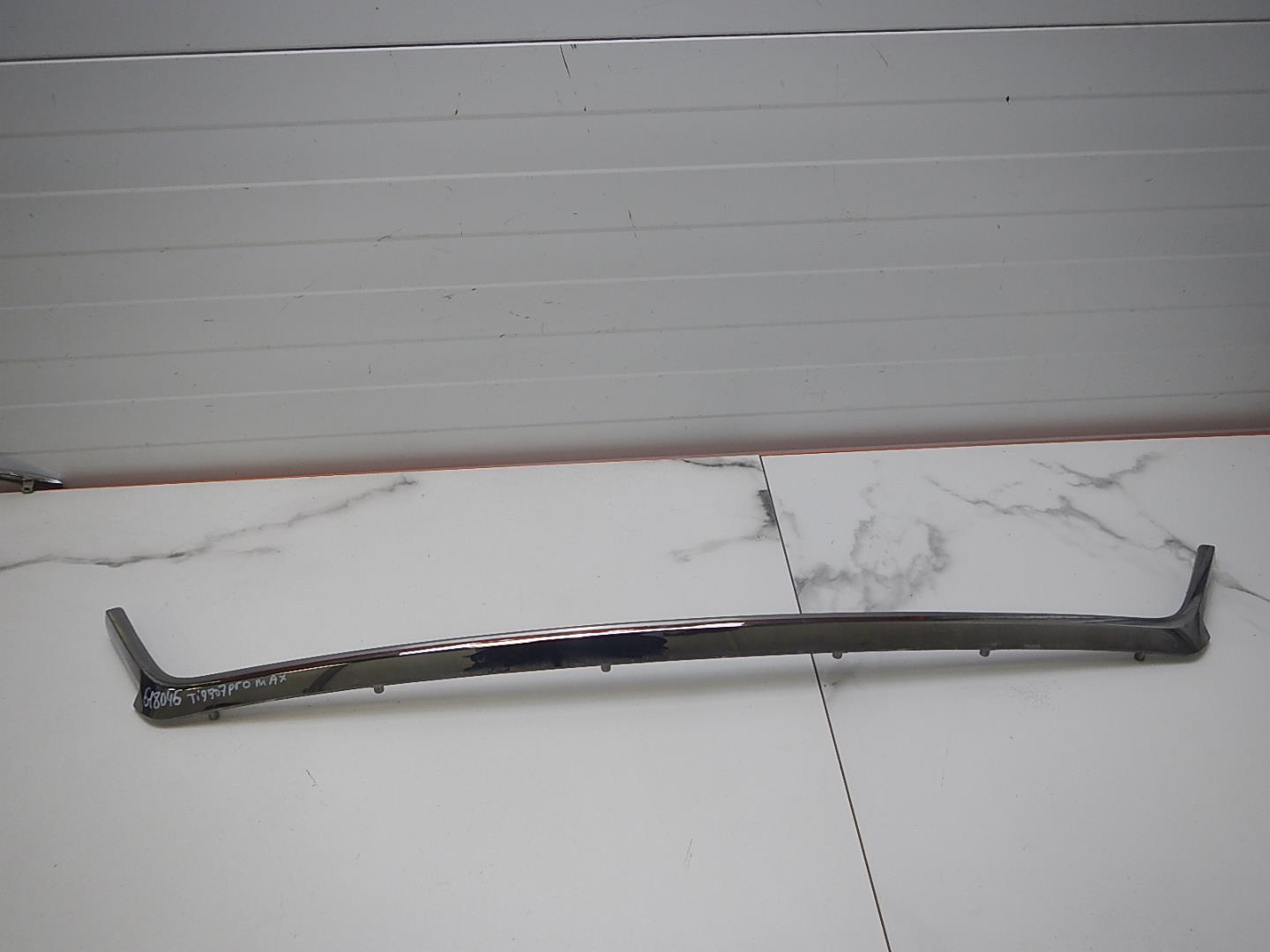 Накладка на решетку радиатора