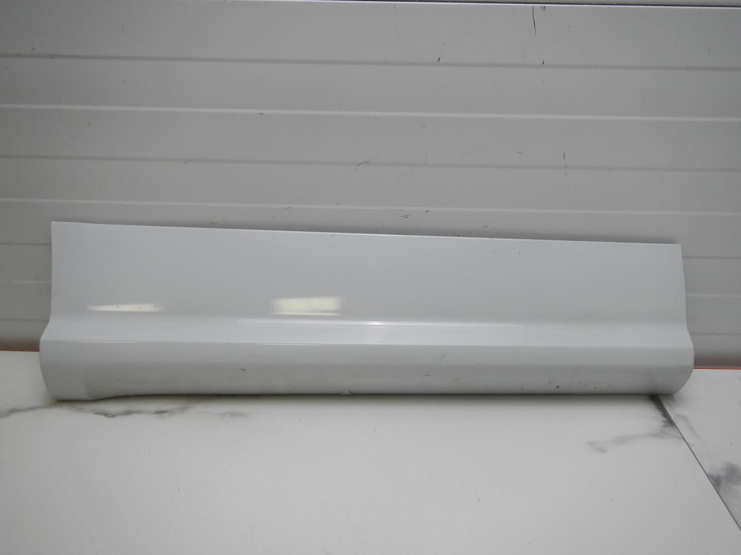 Накладка двери задней правой