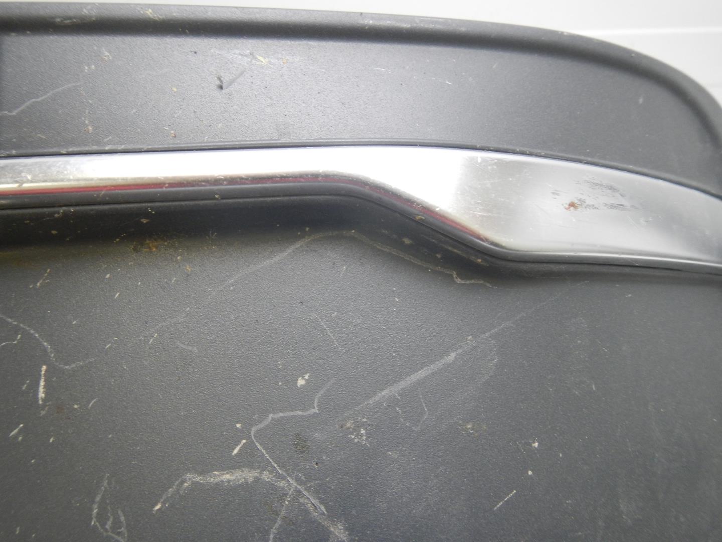 Решетка в бампер левая