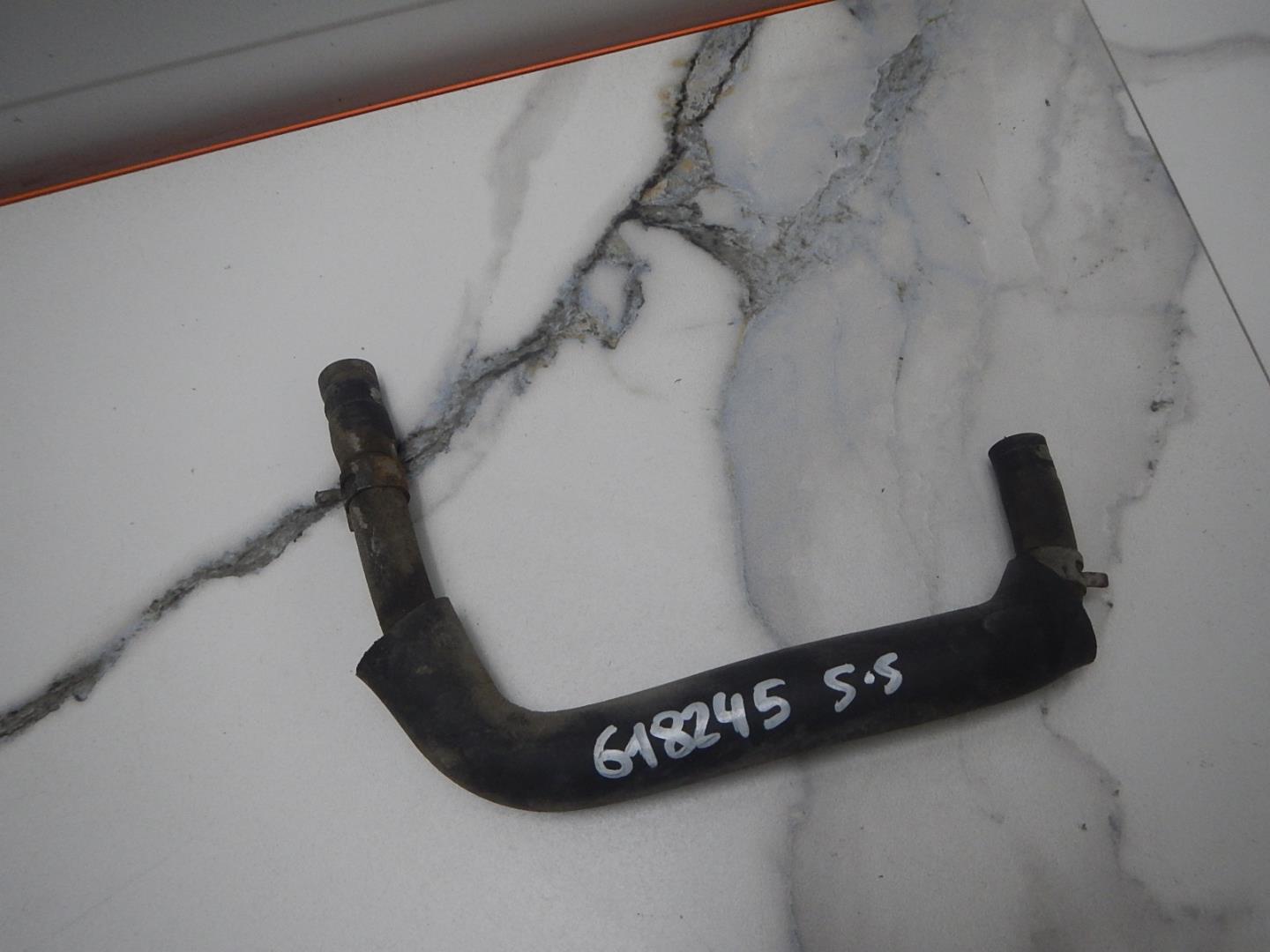 Шланг вентиляции картер. газов