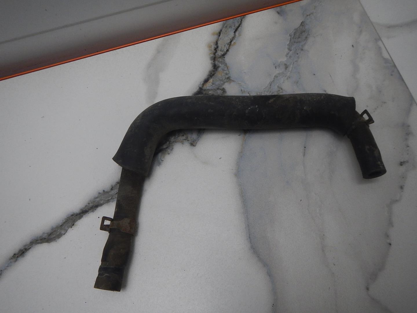 Шланг вентиляции картер. газов