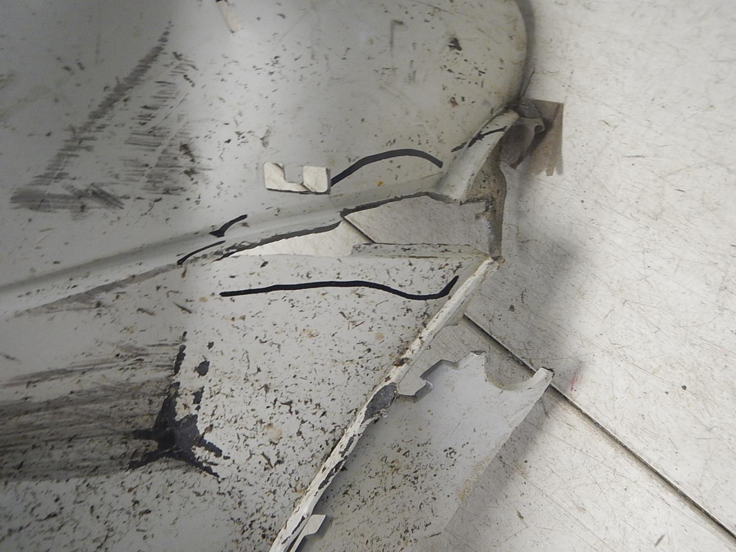 Бампер передний