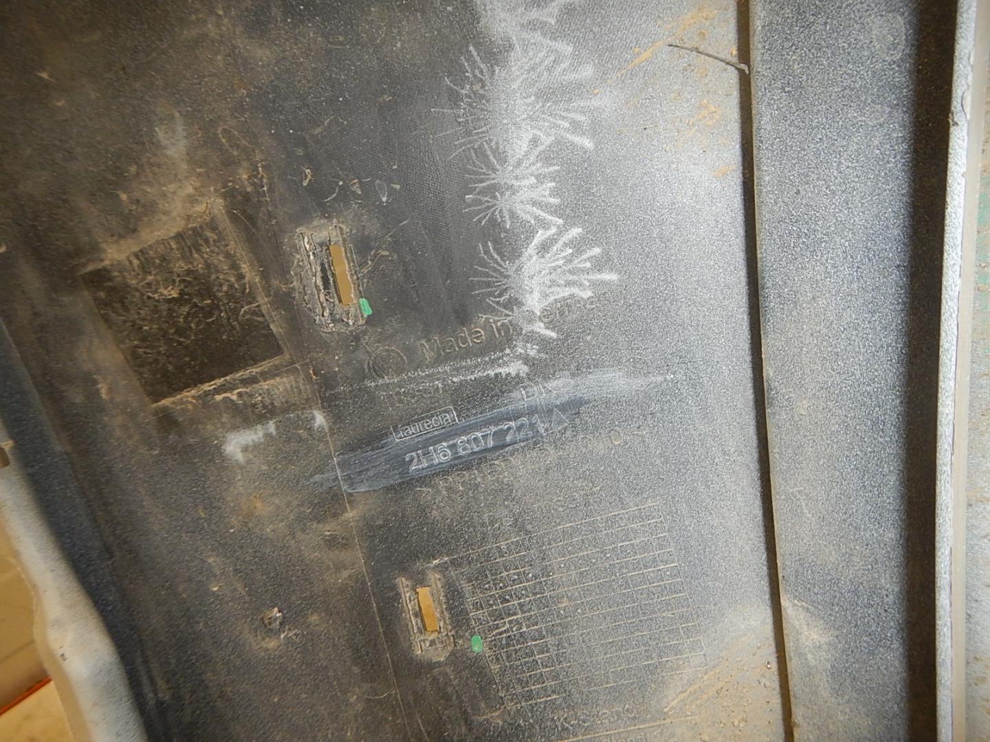 Бампер передний