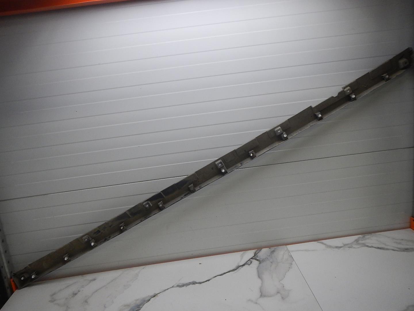 Накладка на порог (наружная)