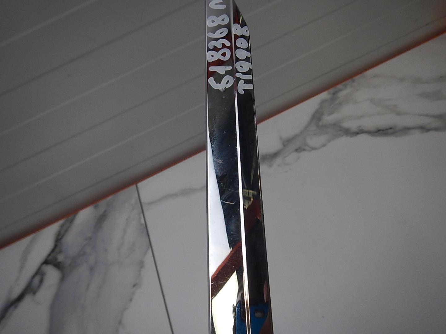 Молдинг передней левой двери