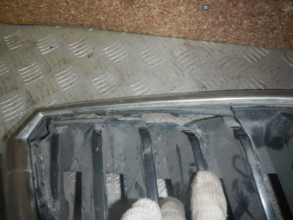 Накладка на решетку радиатора