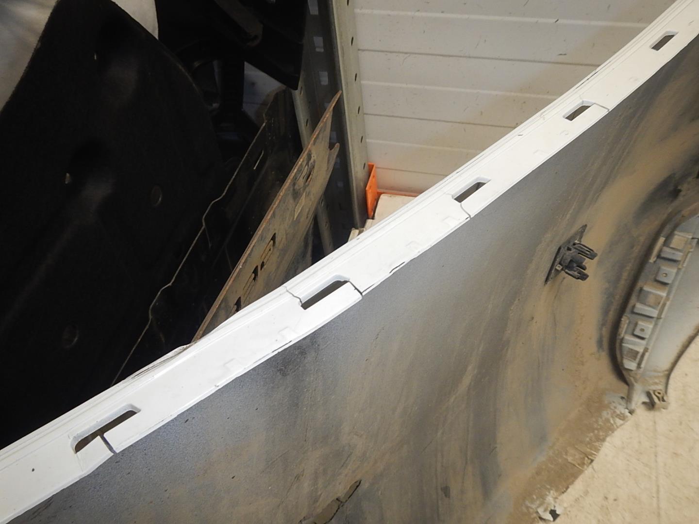 Бампер задний