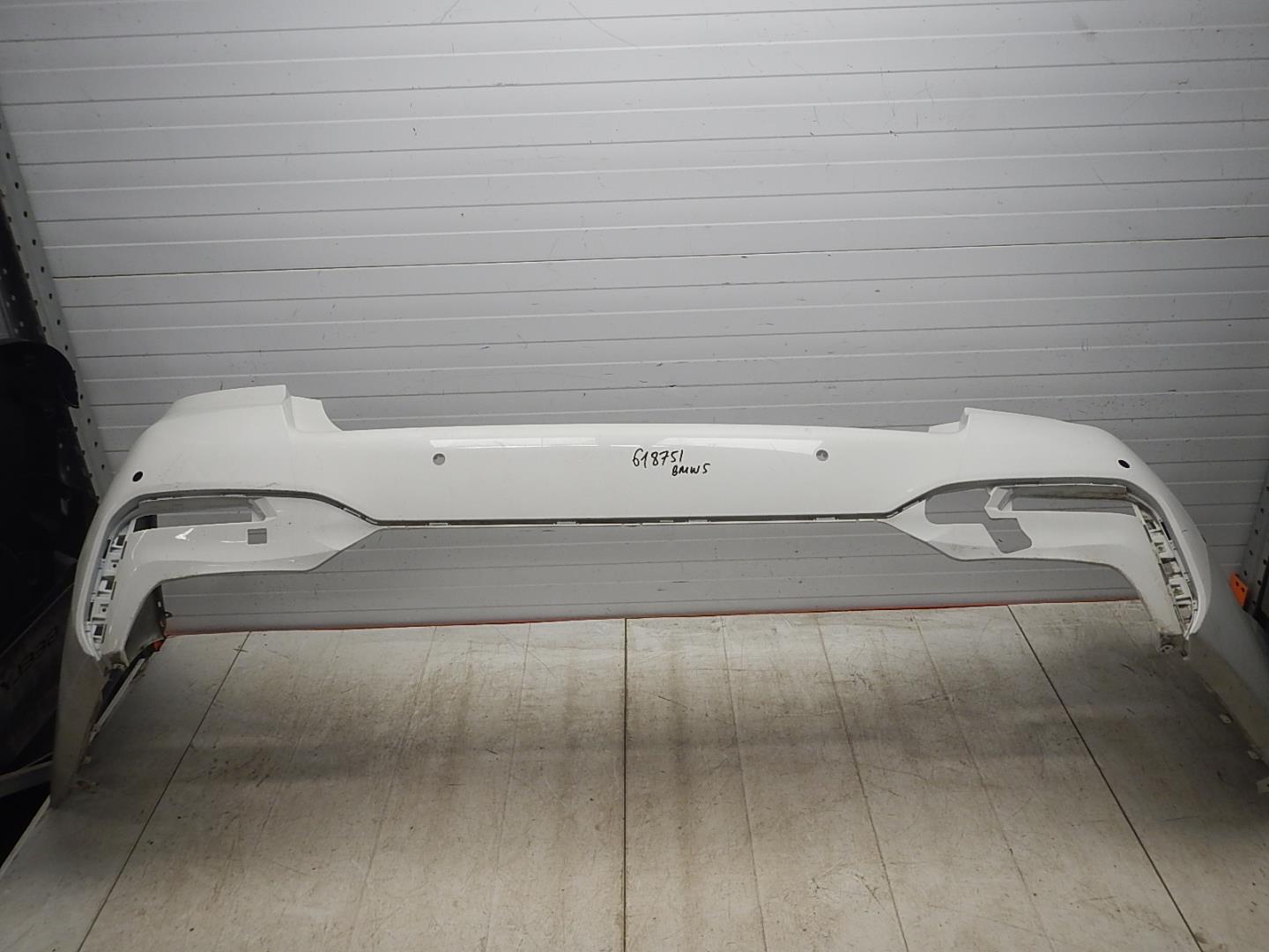 Бампер задний