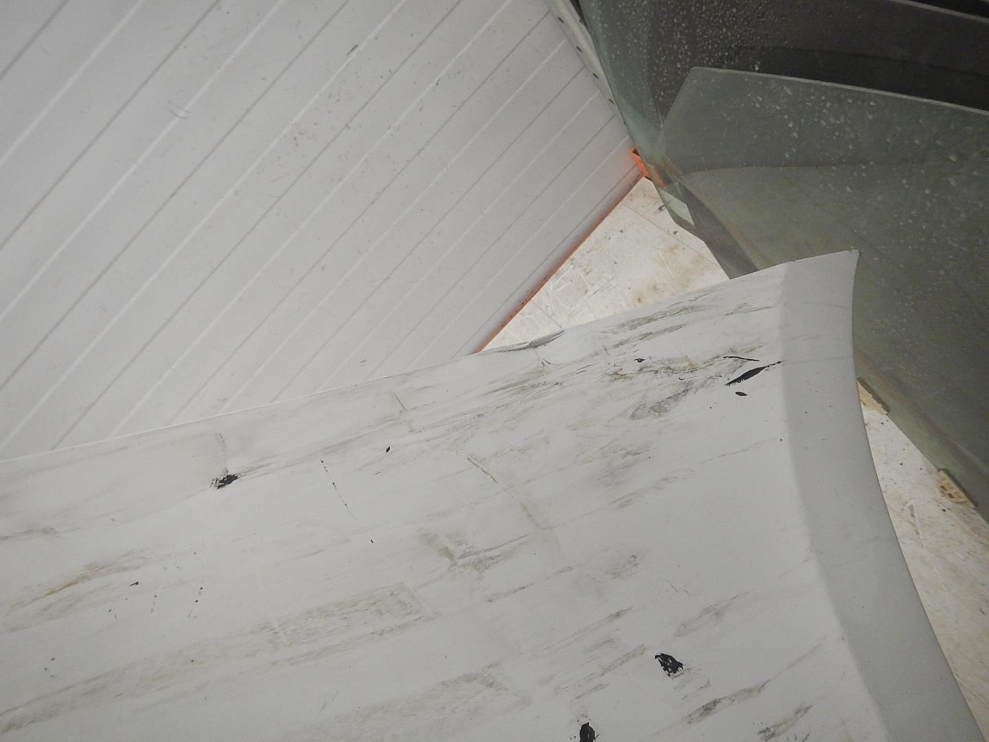 Бампер задний