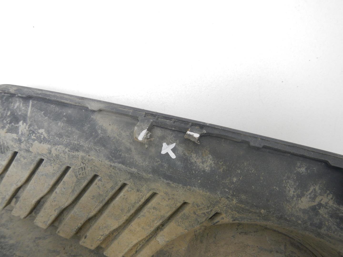 Решетка в бампер левая