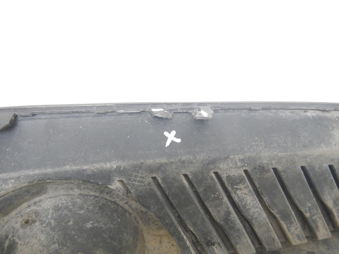 Решетка в бампер правая