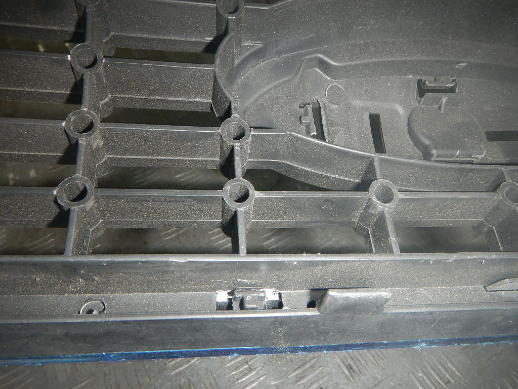 Решетка радиатора