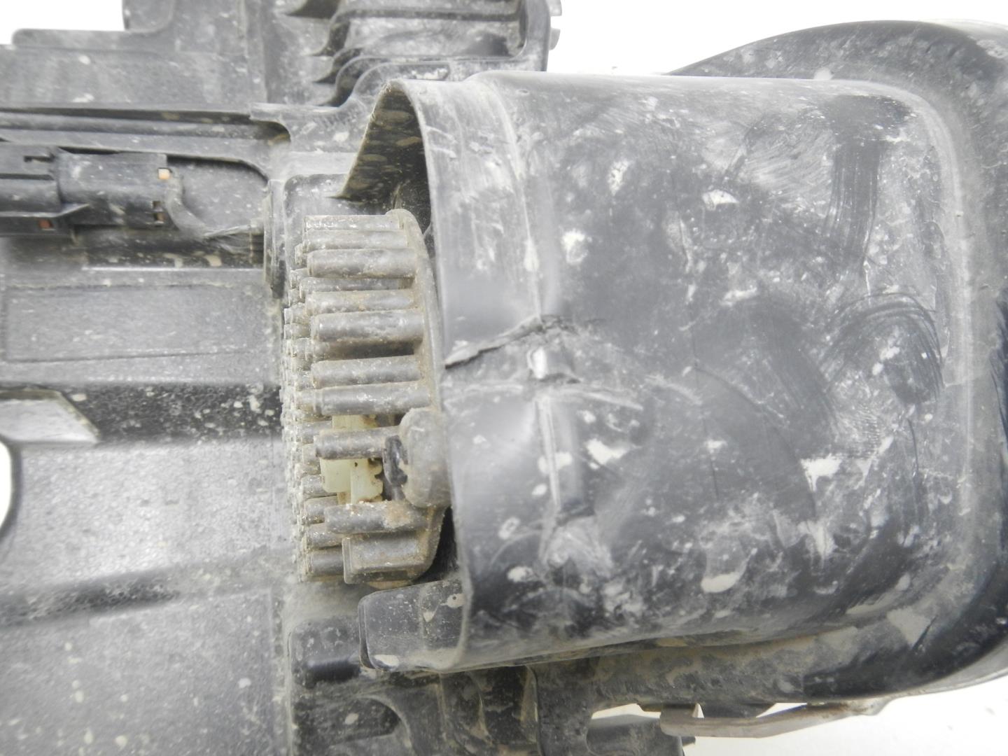 Фара дневного света левая (ходовые огни)