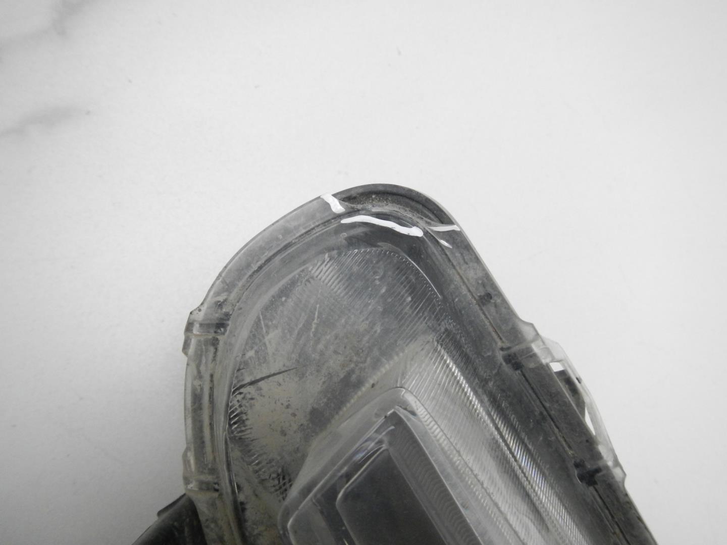 Фара дневного света левая (ходовые огни)