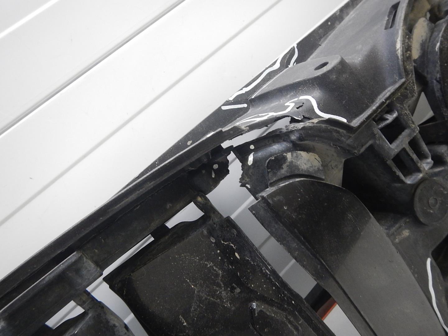 Решетка радиатора