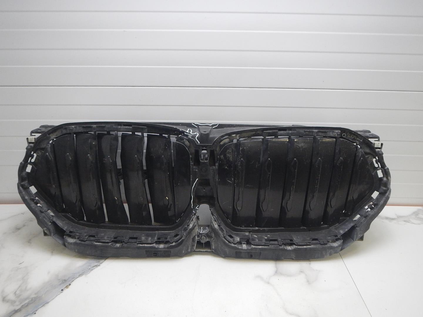 Решетка радиатора