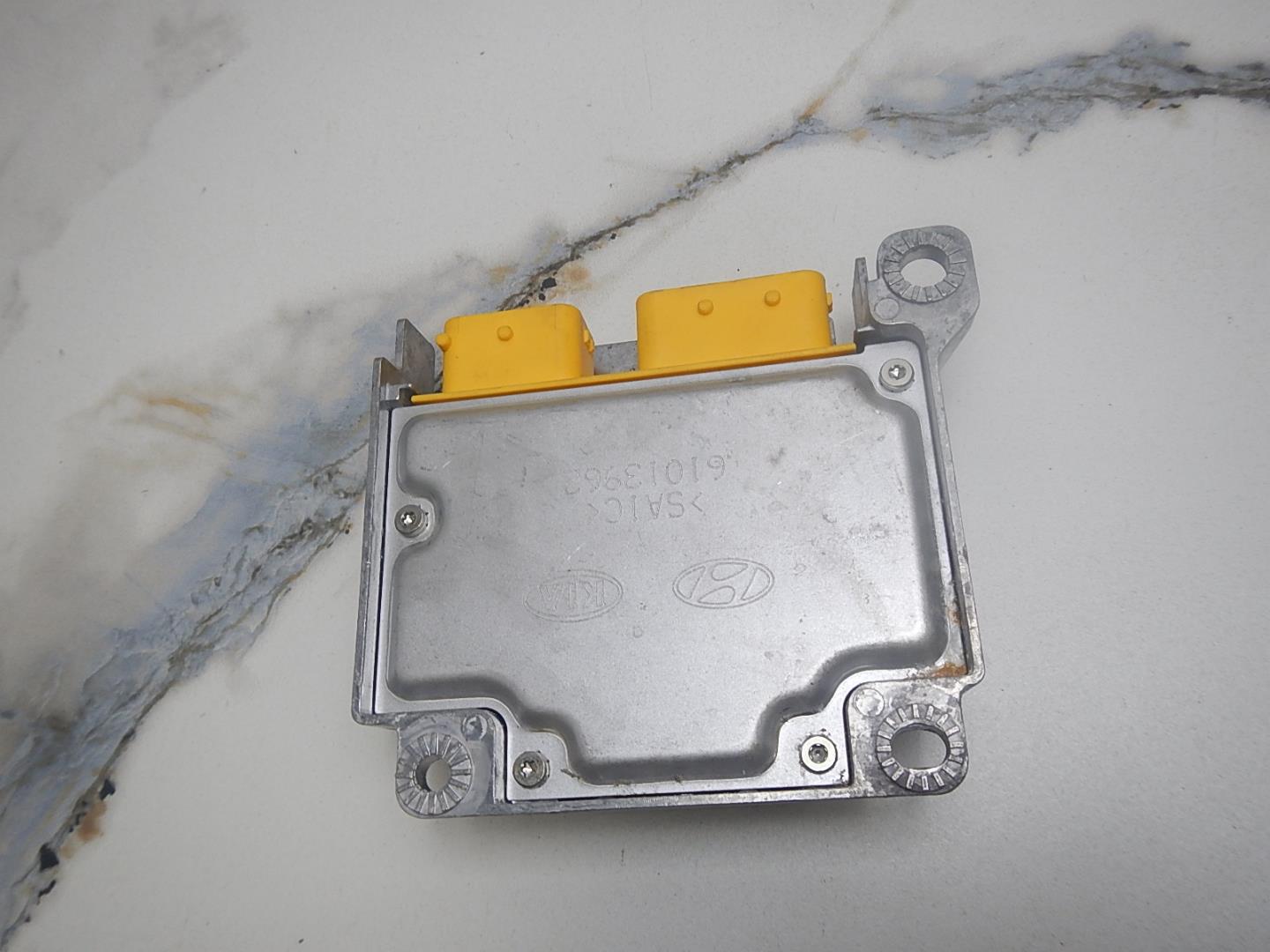 Блок управления подушек безопасности (AIR BAG)