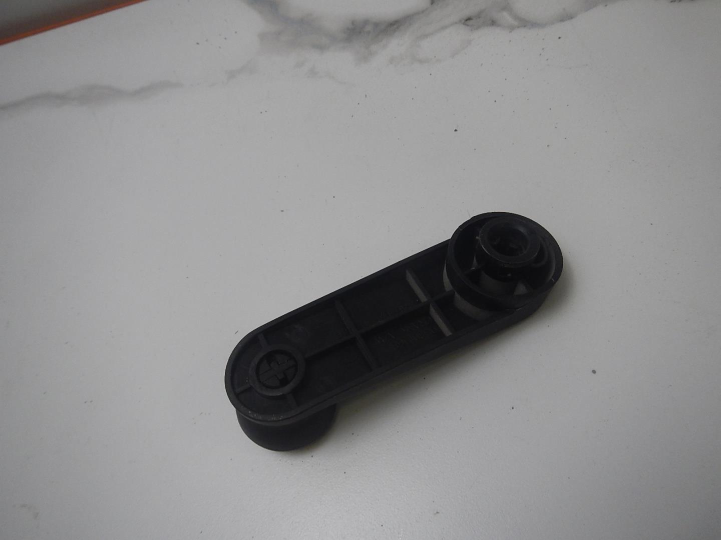 Ручка стеклоподъемника