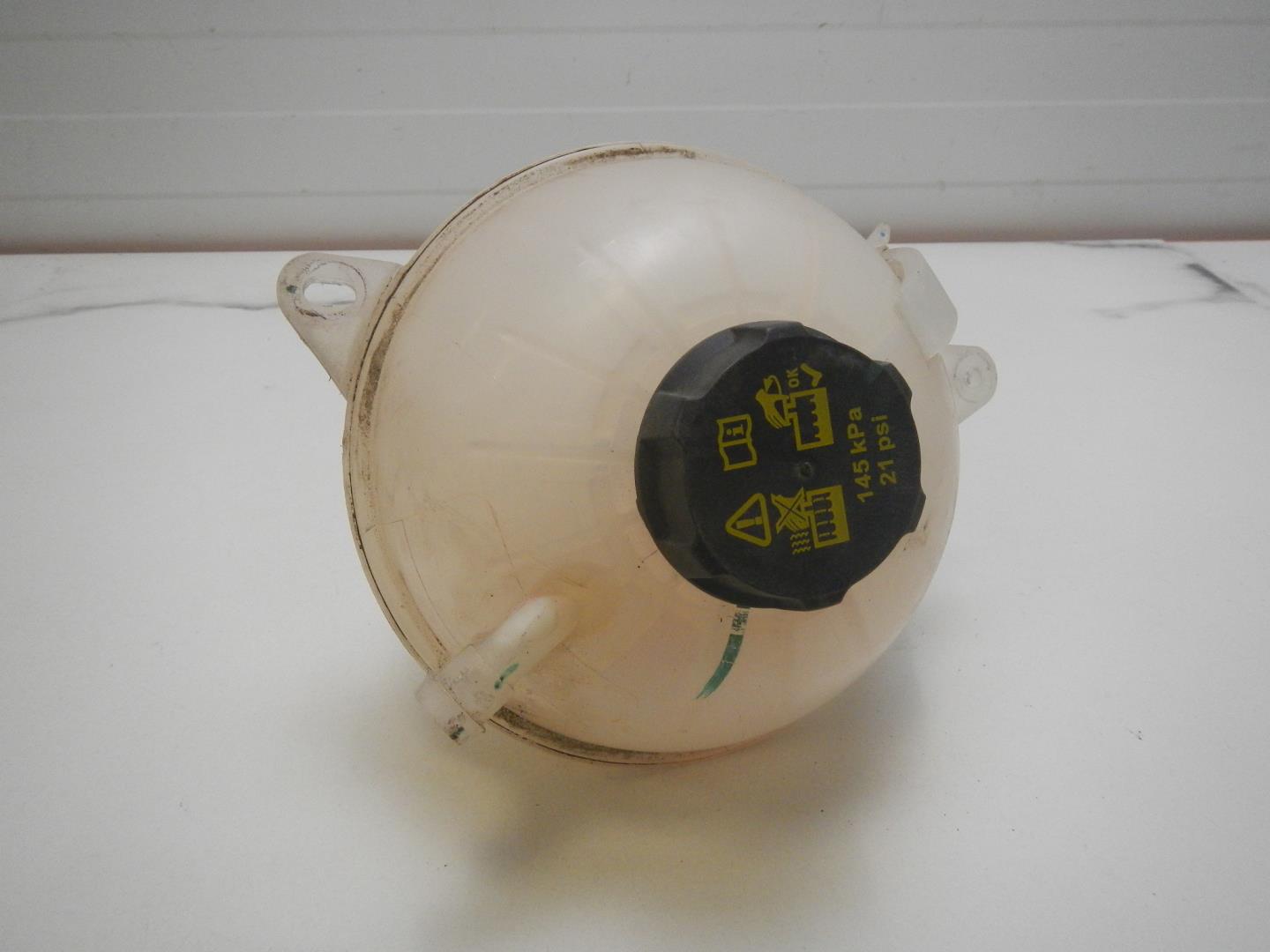 Бачок расширительный