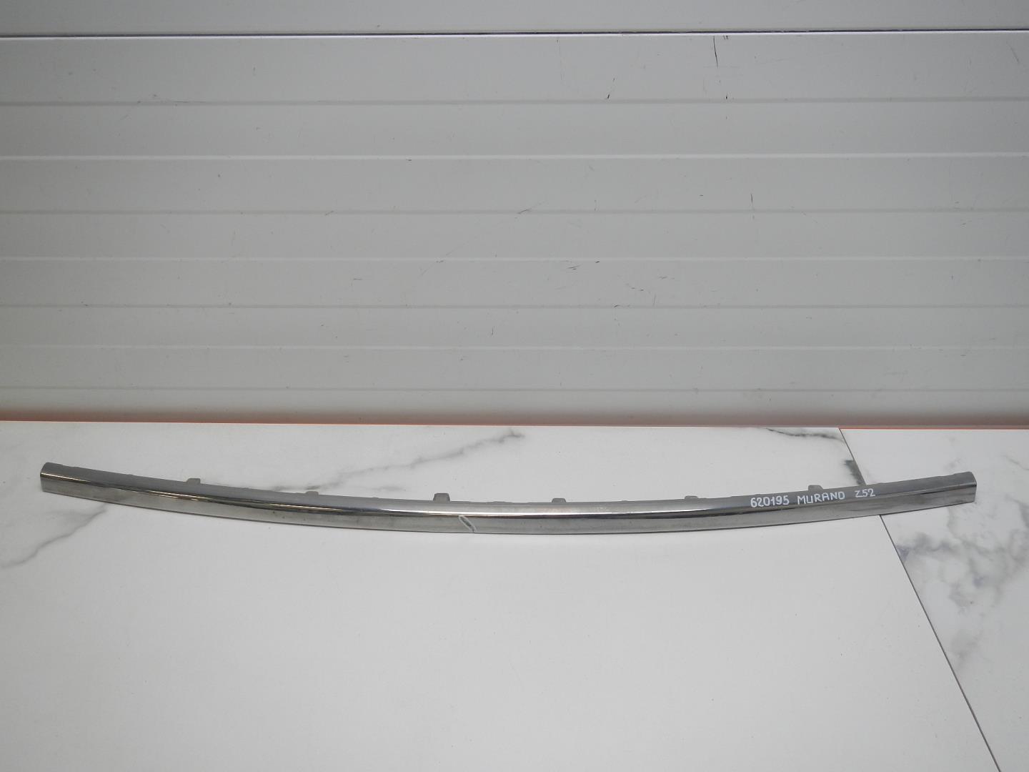 Молдинг заднего бампера