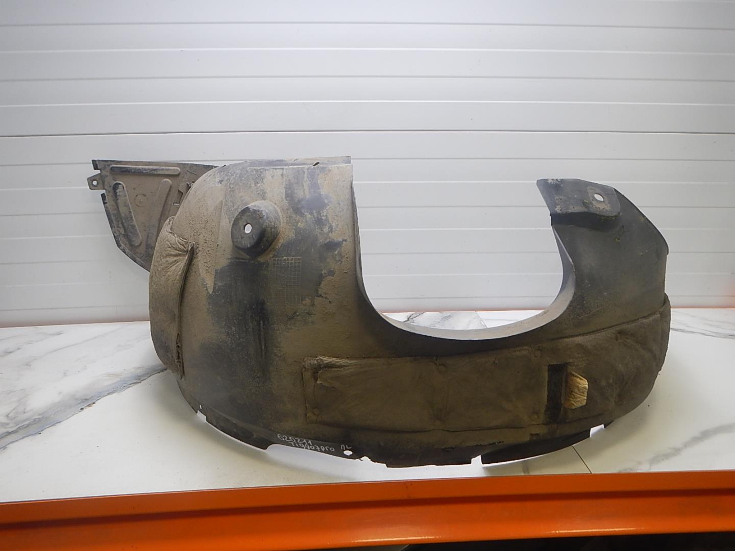 Локер передний левый