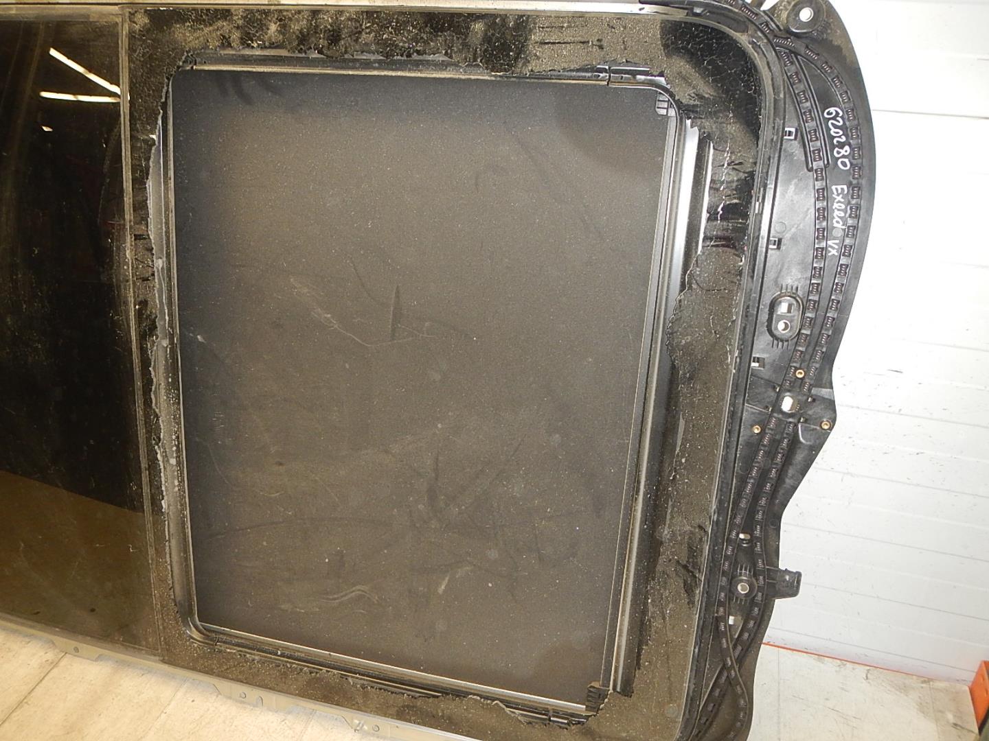 Люк в сборе электрический