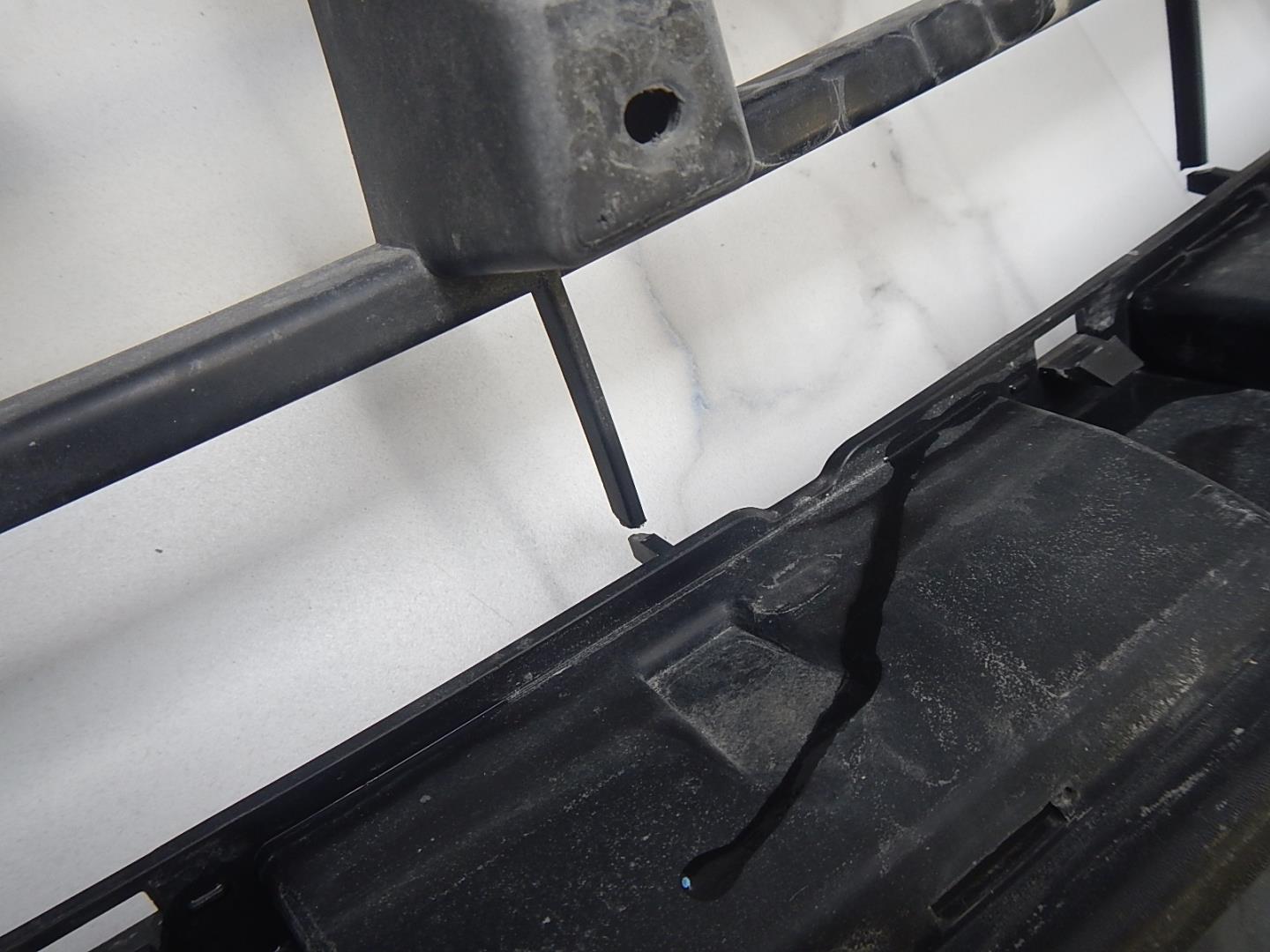 Решетка радиатора