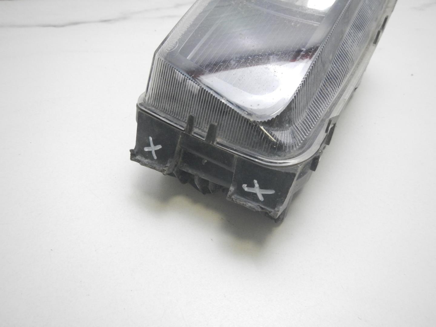 Фара противотуманная правая