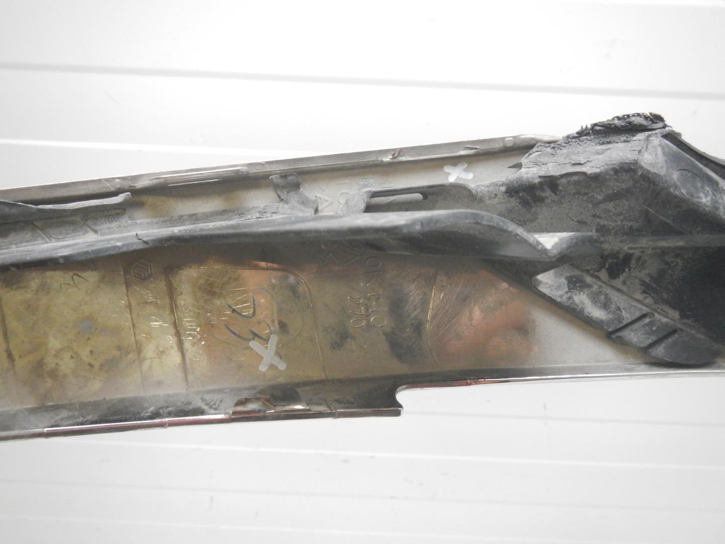 Накладка на решетку радиатора