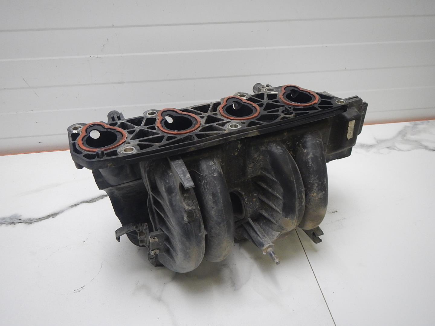 Коллектор впускной