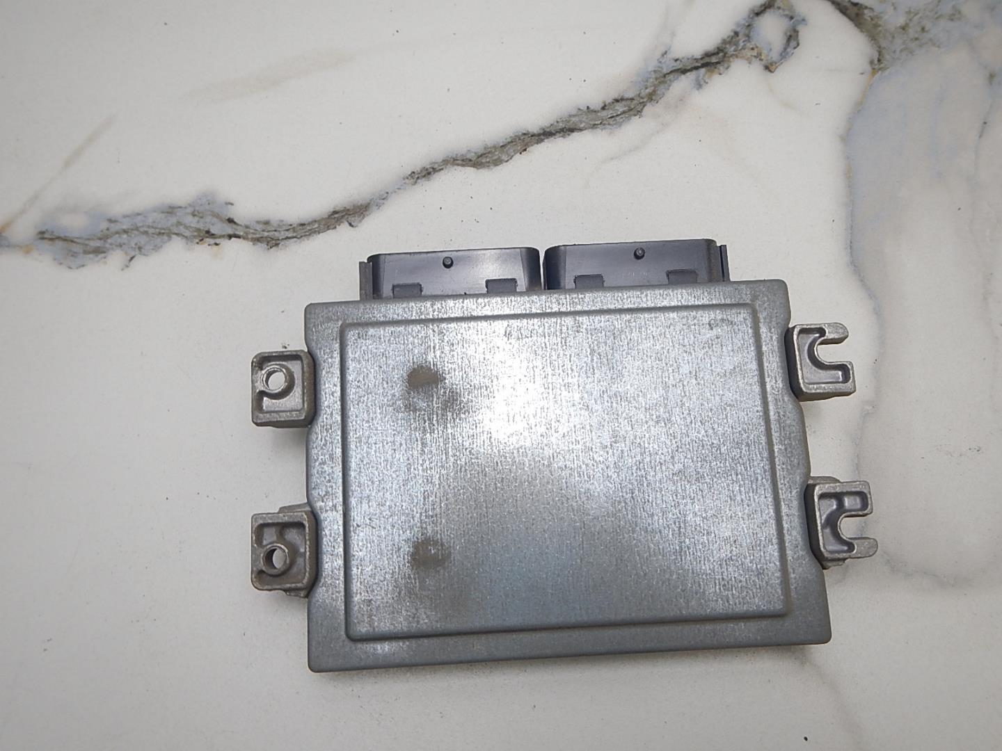 Блок управления двигателем