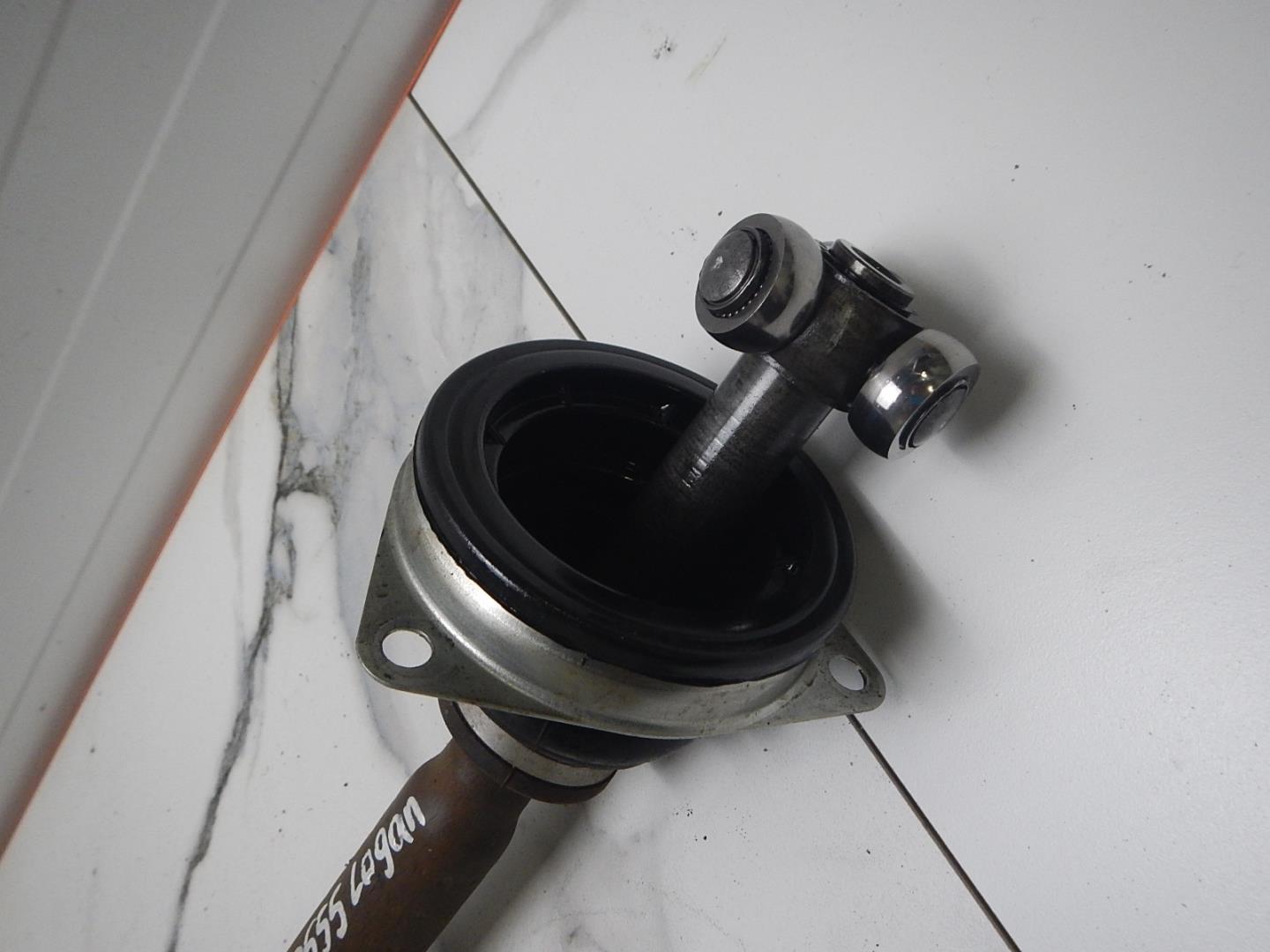 Полуось передняя левая