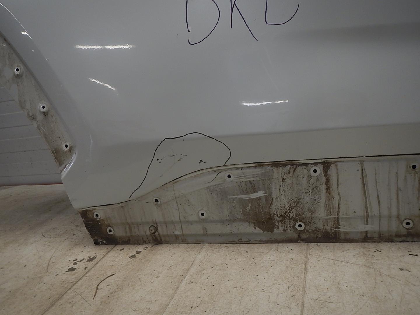 Дверь задняя правая