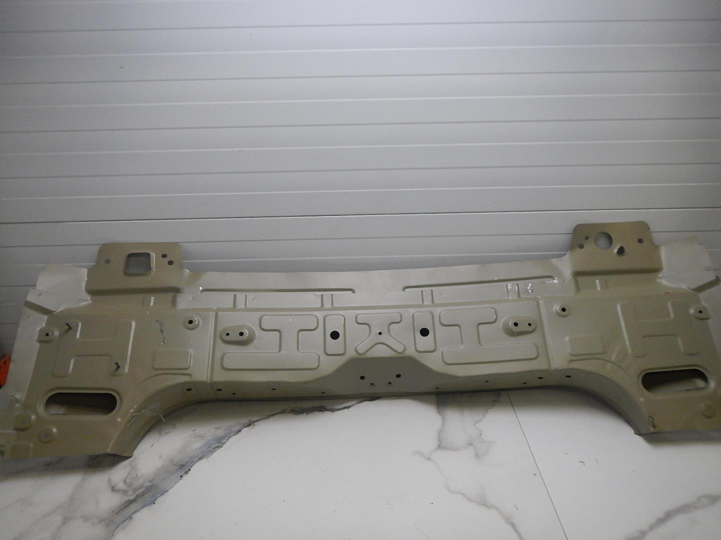 Панель задняя