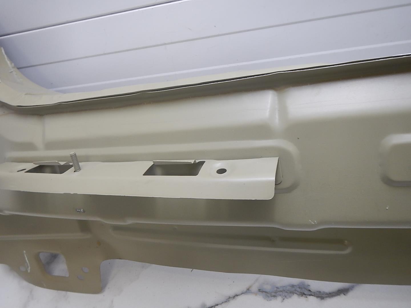 Панель задняя