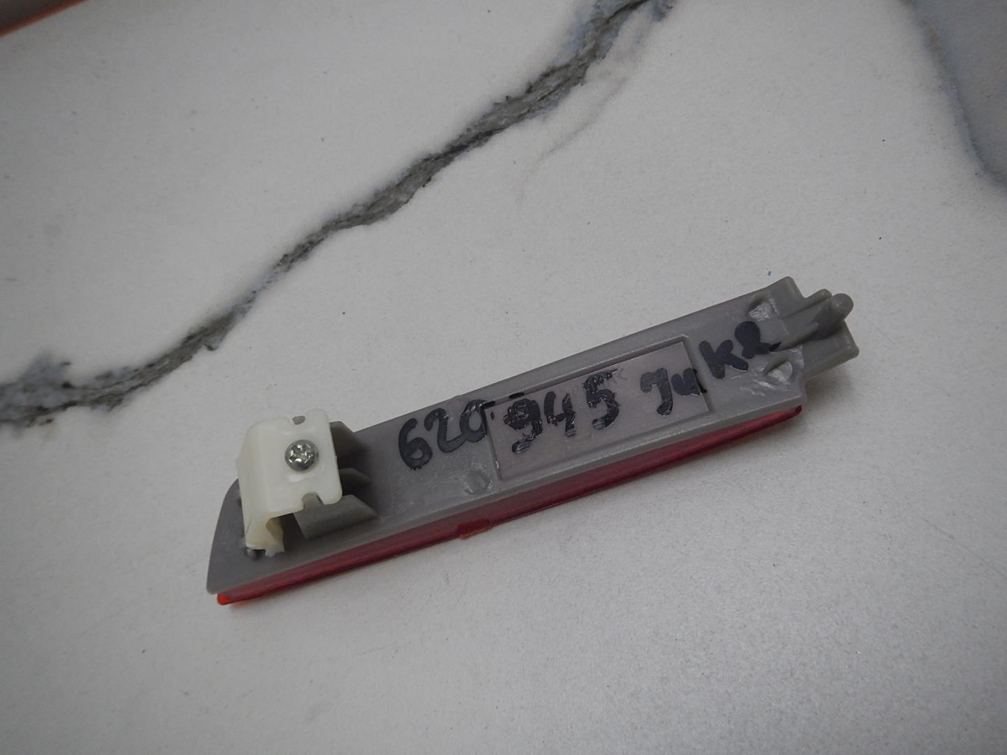 Отражатель в бампер задний левый