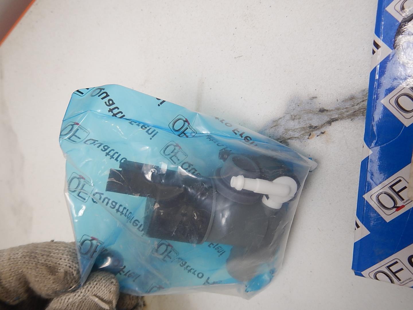 Насос омывателя