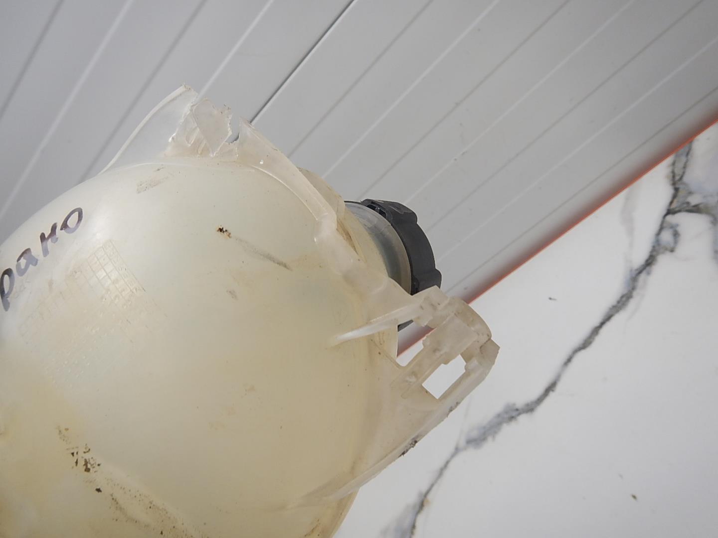 Бачок расширительный