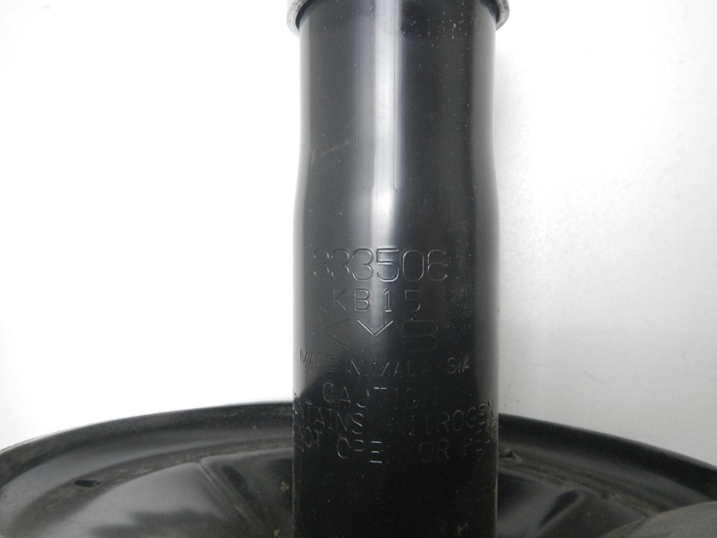 Амортизатор передний правый