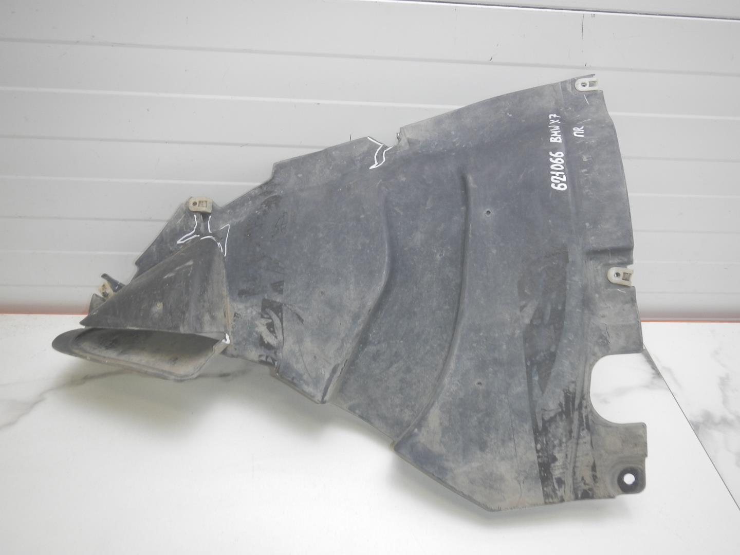 Локер передний правый