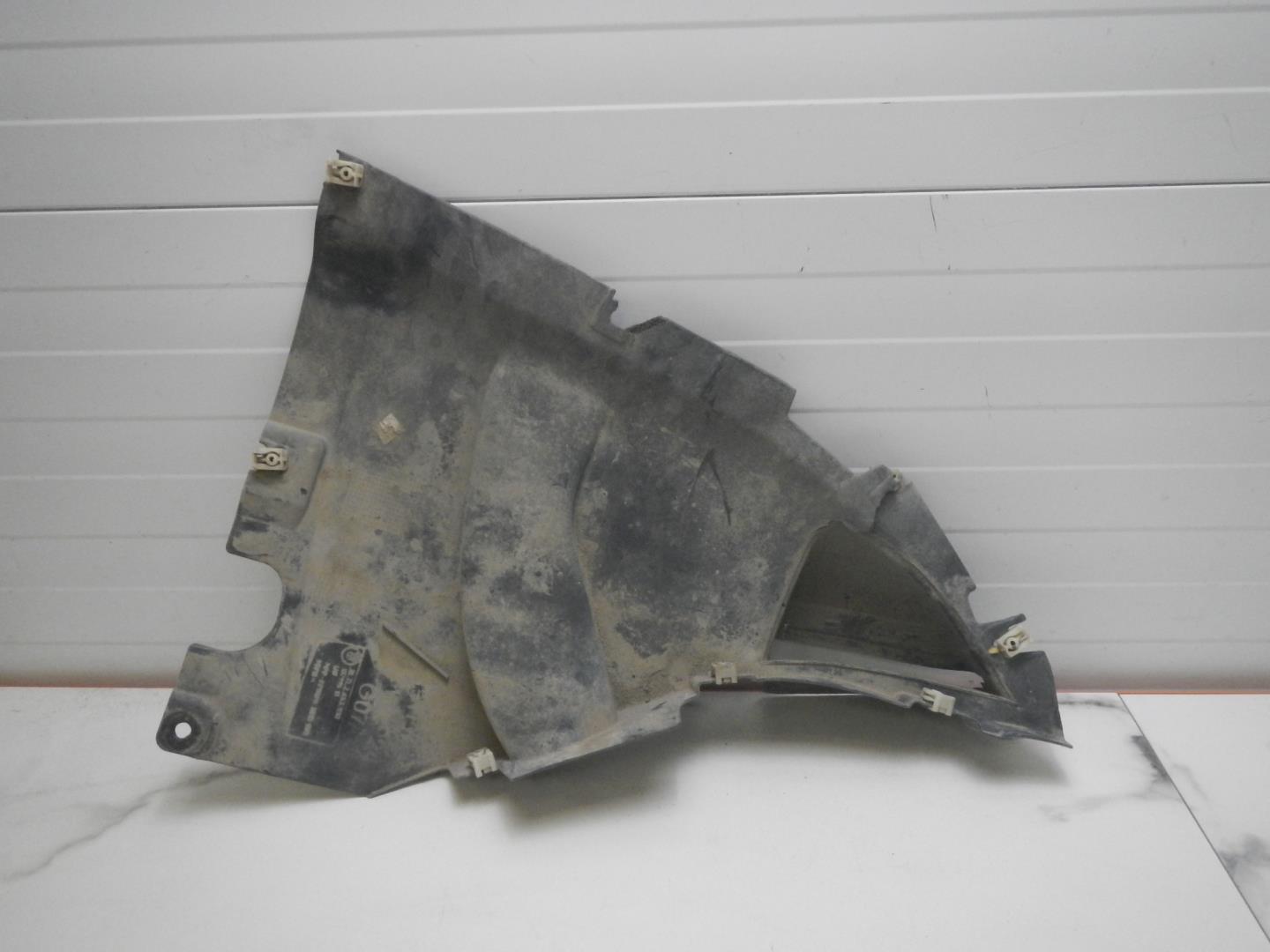 Локер передний правый