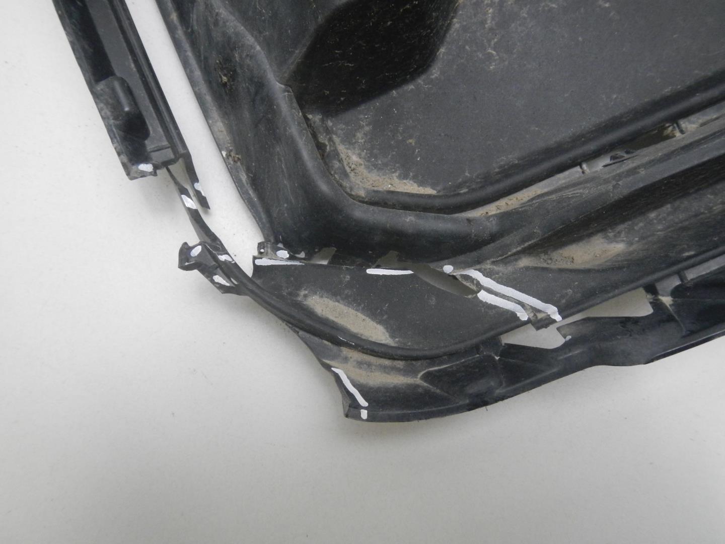 Решетка в бампер правая