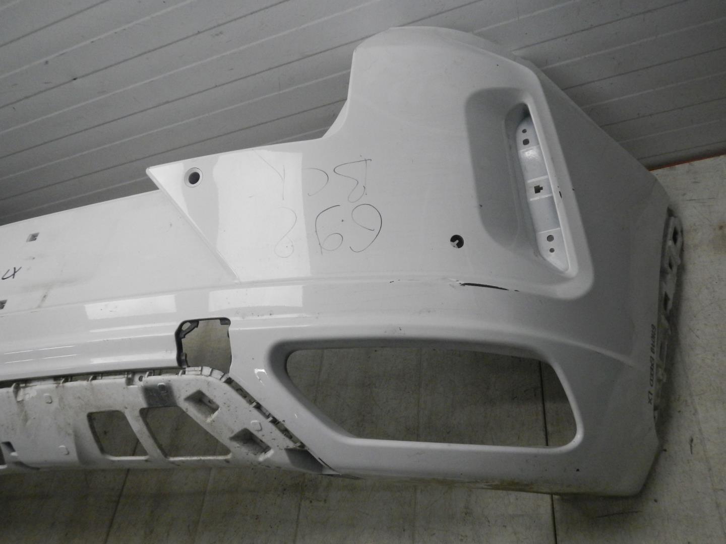 Бампер задний